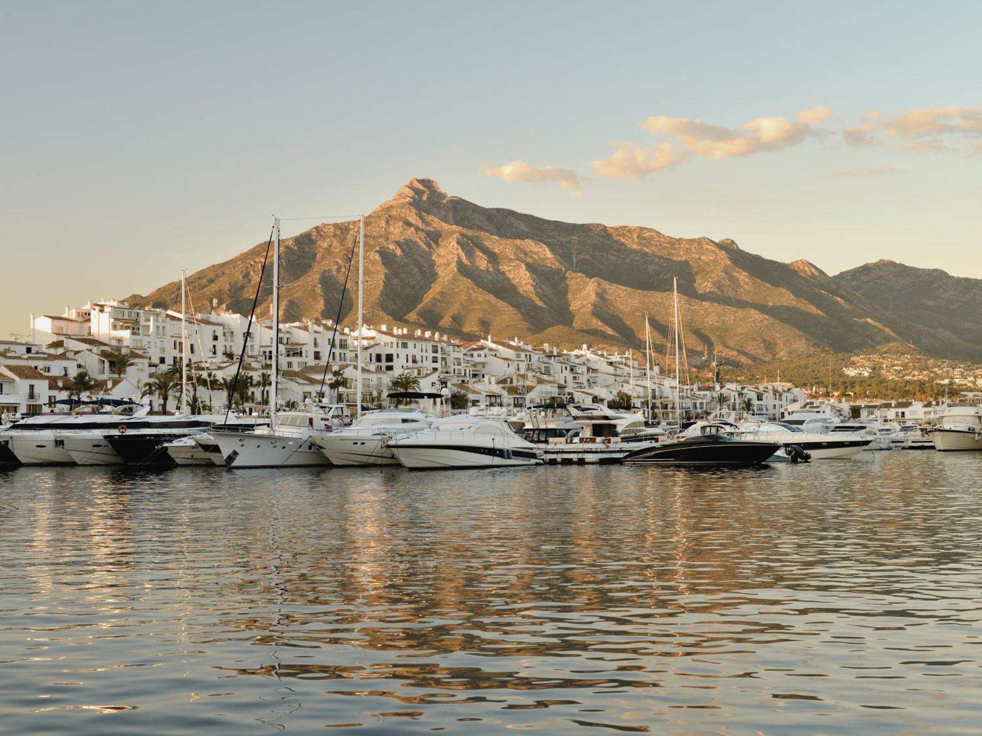 شقة Vacation Marbella I Stylish 5Bdr Penthouse, Sea And Marina View المظهر الخارجي الصورة